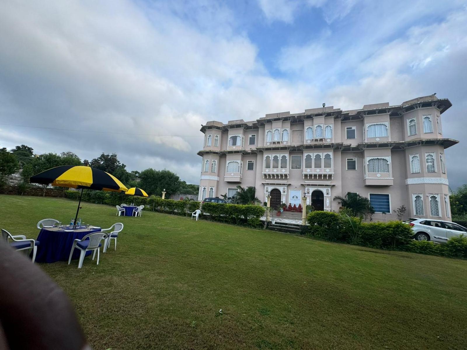 Jag Aravali Resort Udaipur By Naina Staycation - Best For Corporate Events - Family Resort - Swimming Pool - Gardens Eksteriør billede
